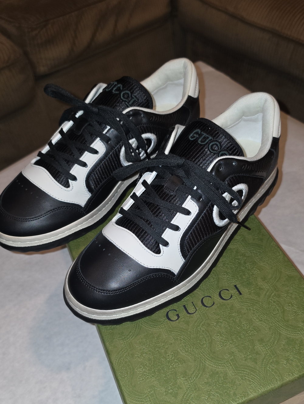 Gucci Black and White Men's Low-Top Sneakers